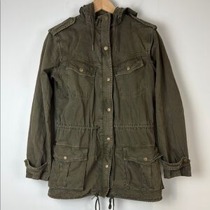 Aritzia Talula Utility Jacket in Olive Green Size Extra Small